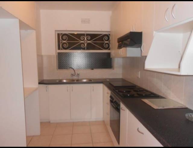 2 bed property to rent in PLUMSTEAD